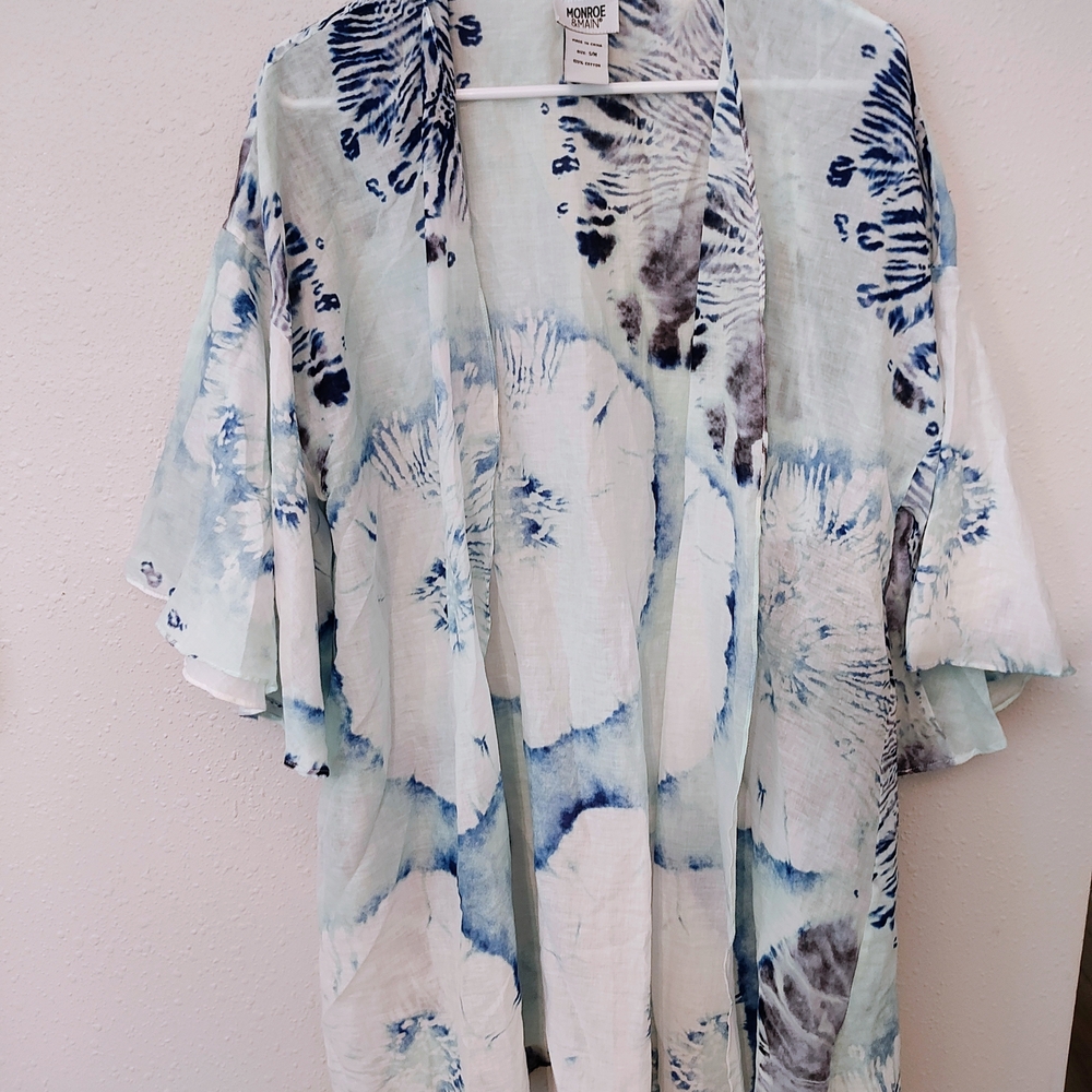 Blue and White Tie-Dye Kimono